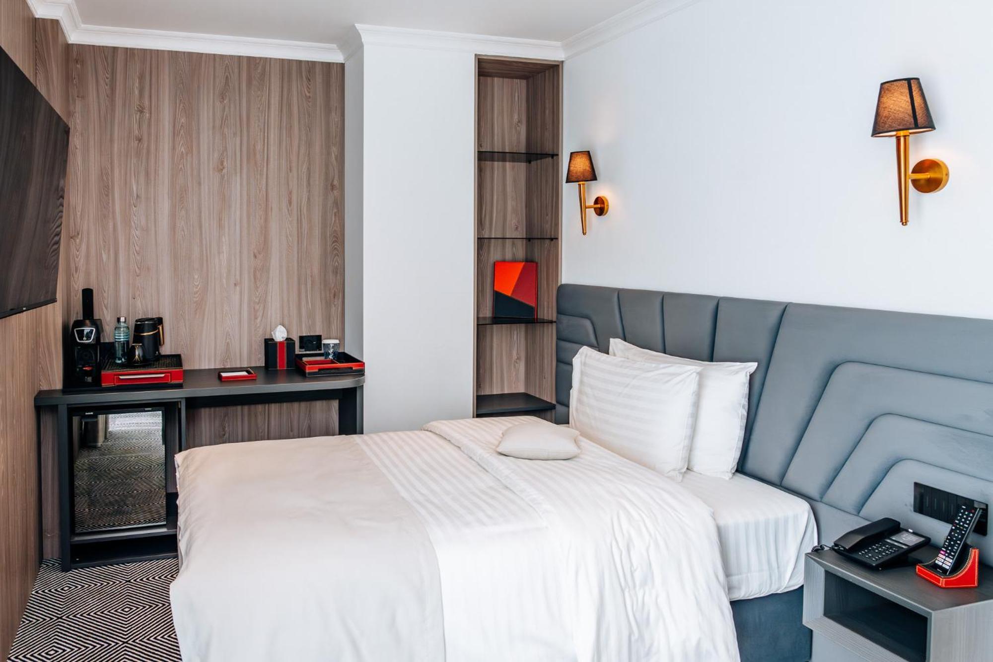 Sky Airport Hotel Cluj-Napoca Habitación foto